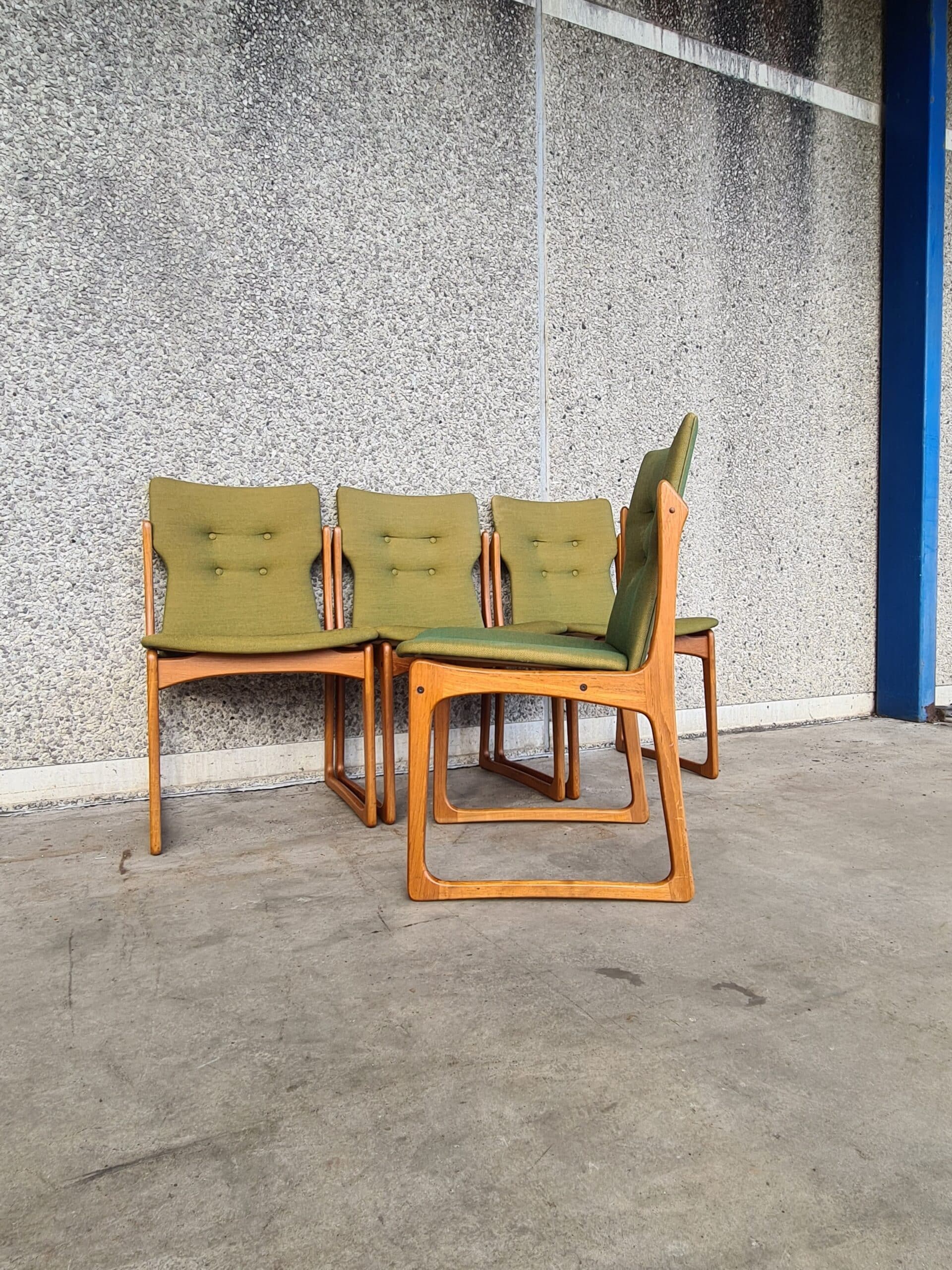 8378 – 2022-10-16 09:46:55