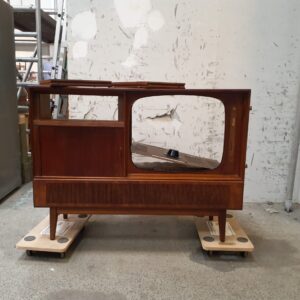 Vintage TV/radio møbel, bar, teak - Image 5