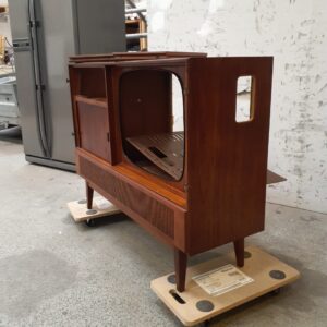 Vintage TV/radio møbel, bar, teak - Image 4