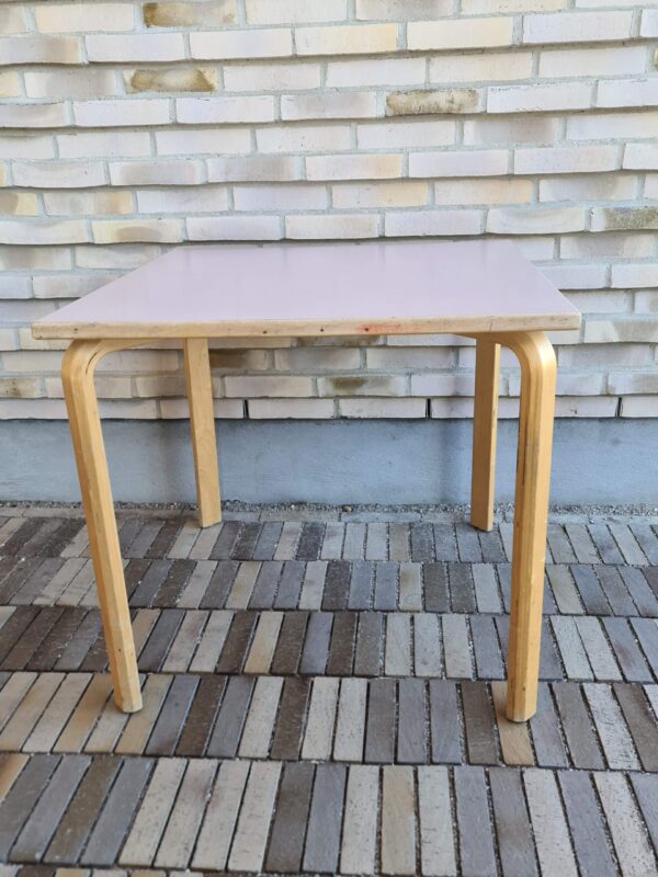 6048 - 2022-08-01 22:09:35