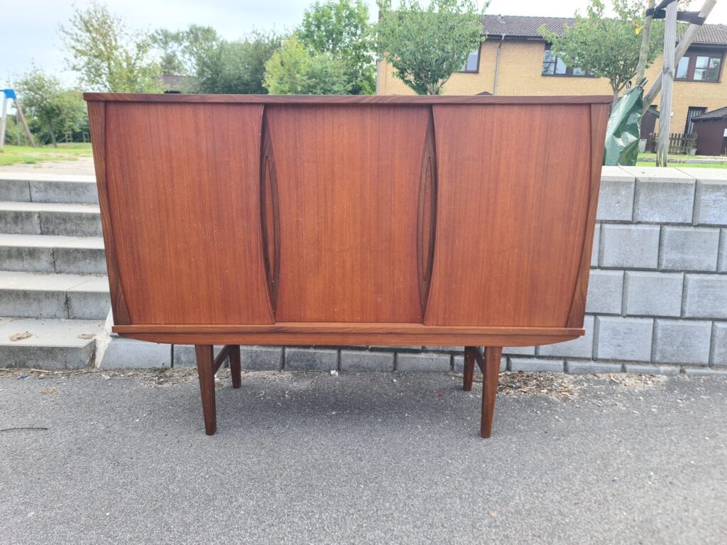 7703 – 2022-09-12 08:44:37