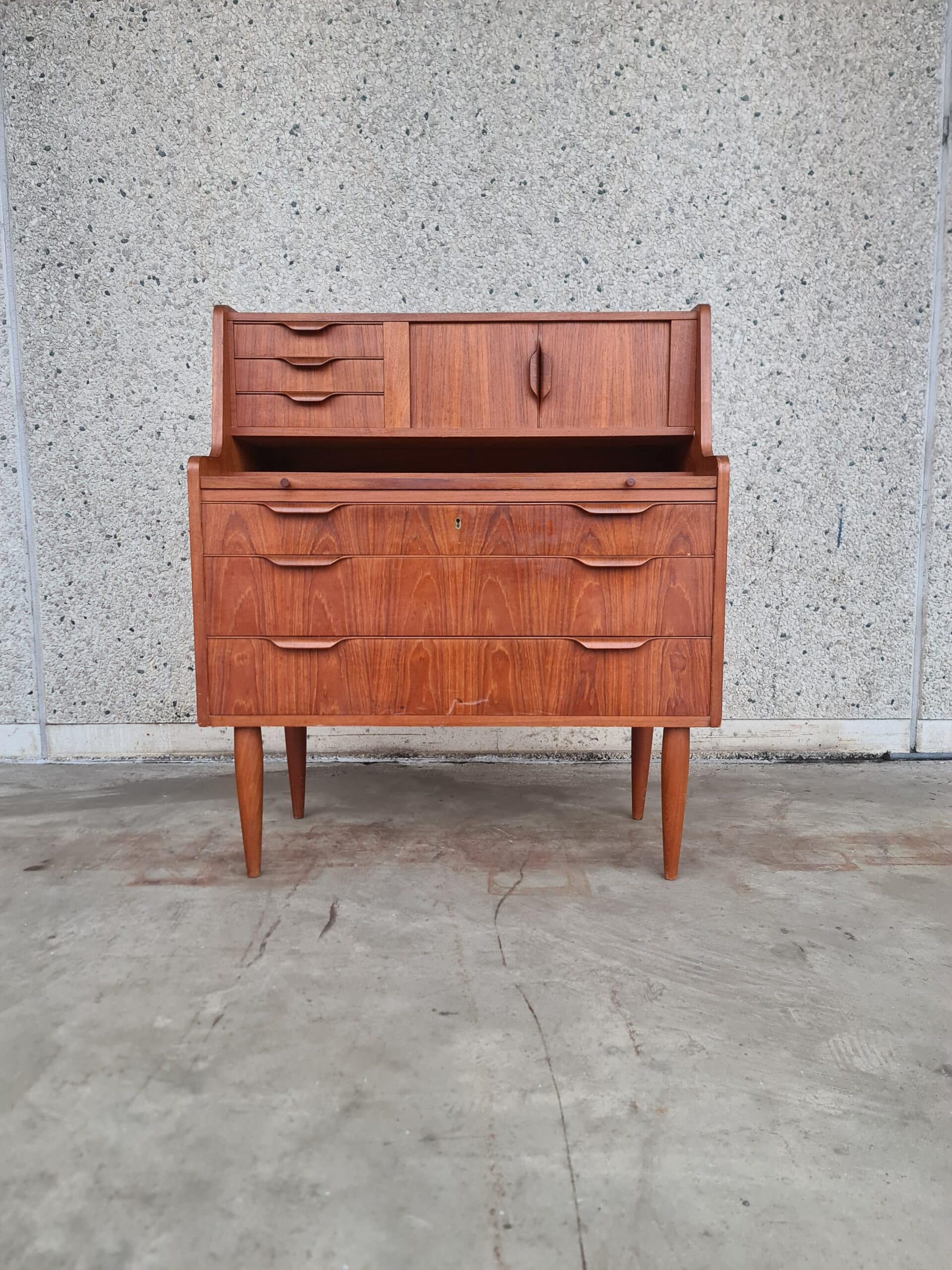 8213 – 2022-09-28 20:49:07