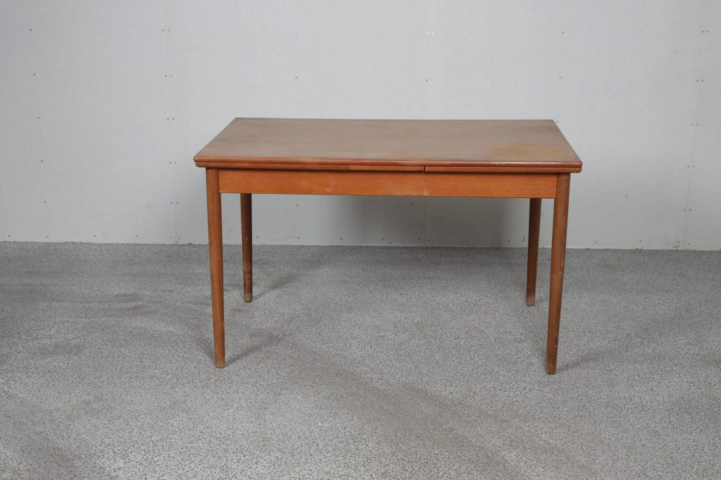 Spisebord i teak med hollandsk udtræk