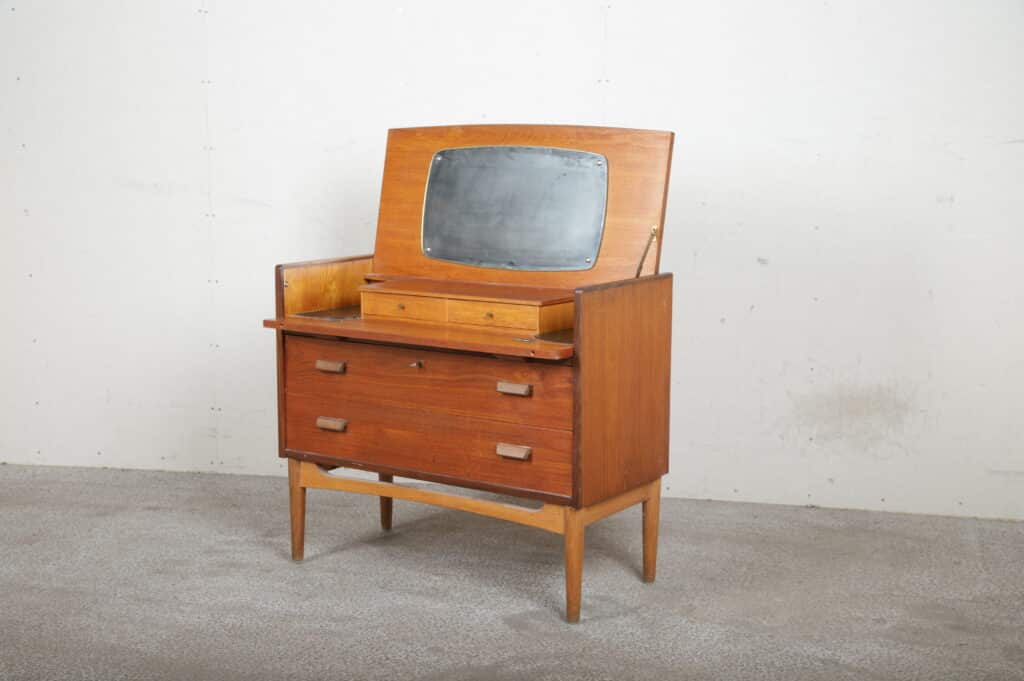 Sminke-kommode i teak med tre skuffer og spejl