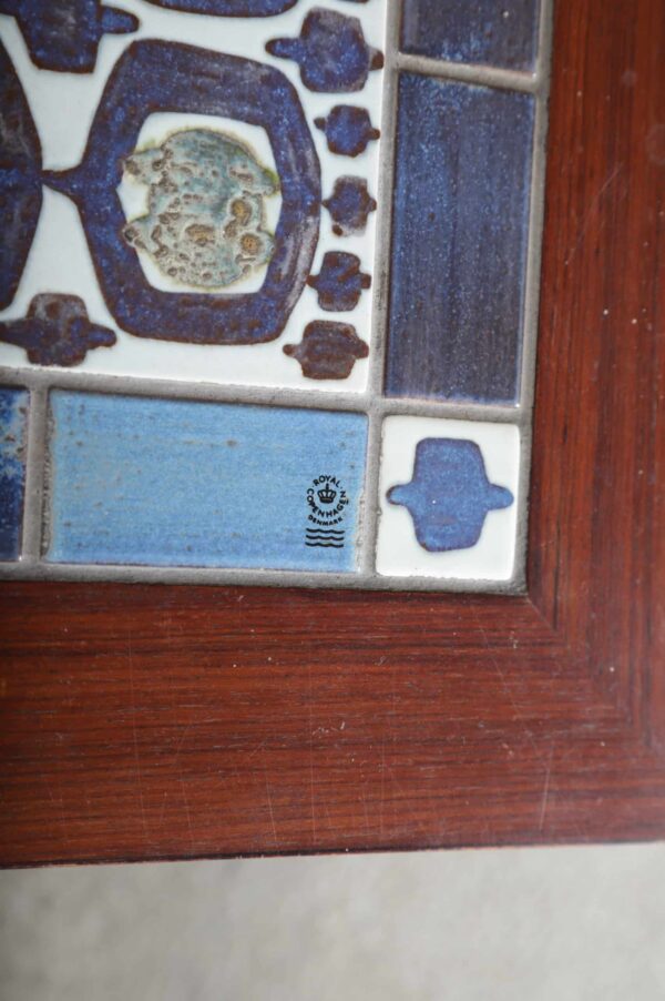 Sofabord med Royal Copenhagen kakler