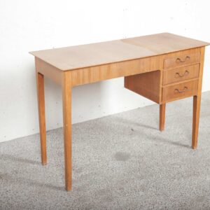 Skrivebord / sminkebord - Image 3