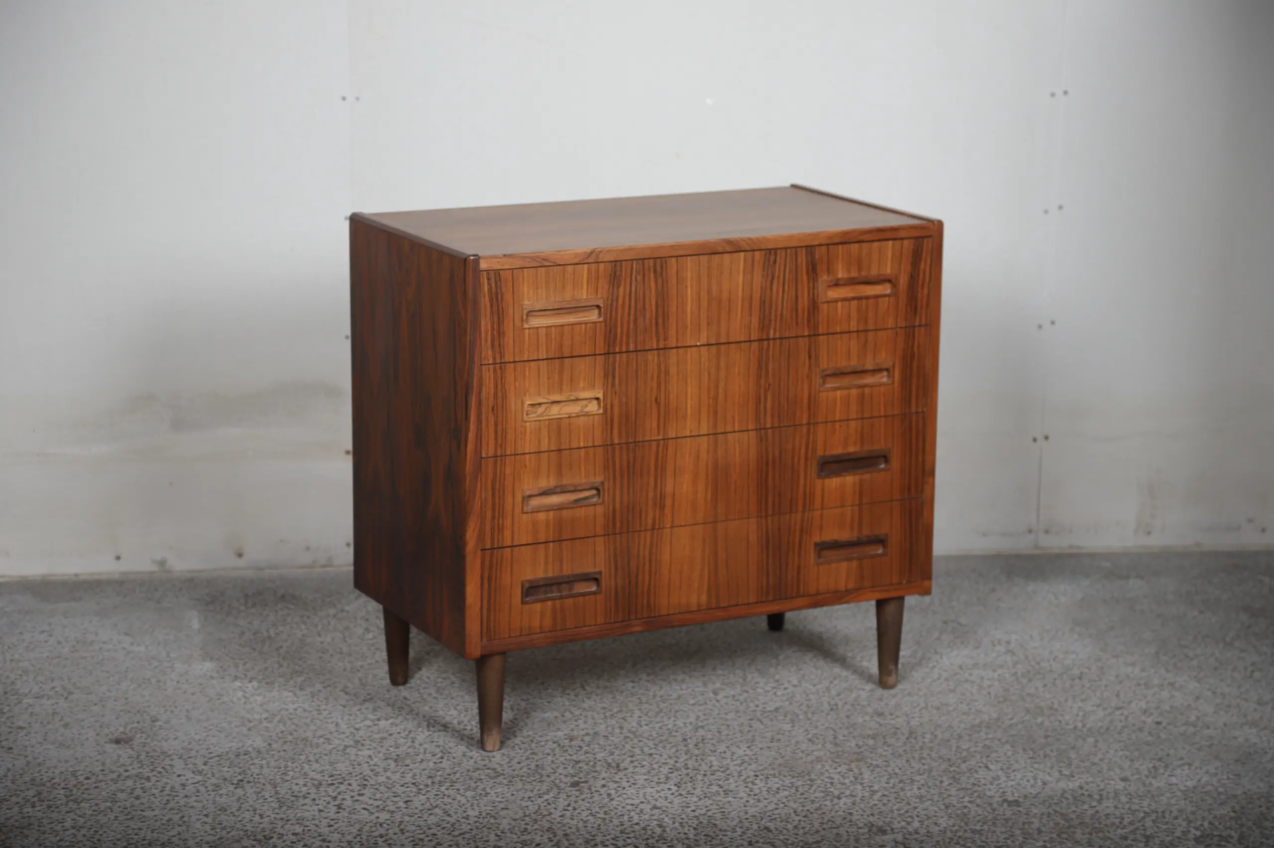 Kommode, fire skuffer, palisander, P. Westergaard Møbelfabrik