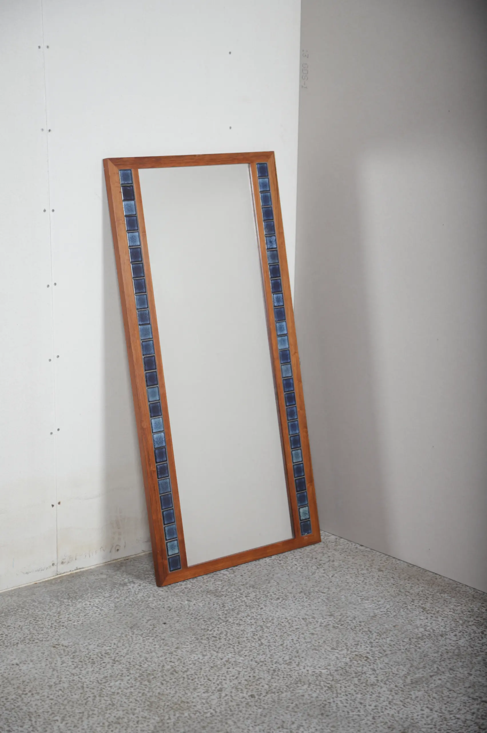 Spejl i palisander med kakler