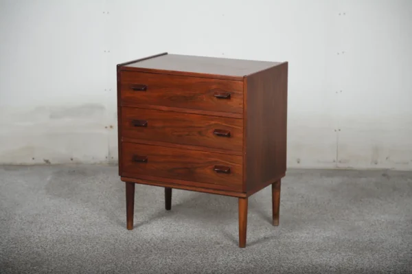 Kommode i palisander af Poul M. Volther
