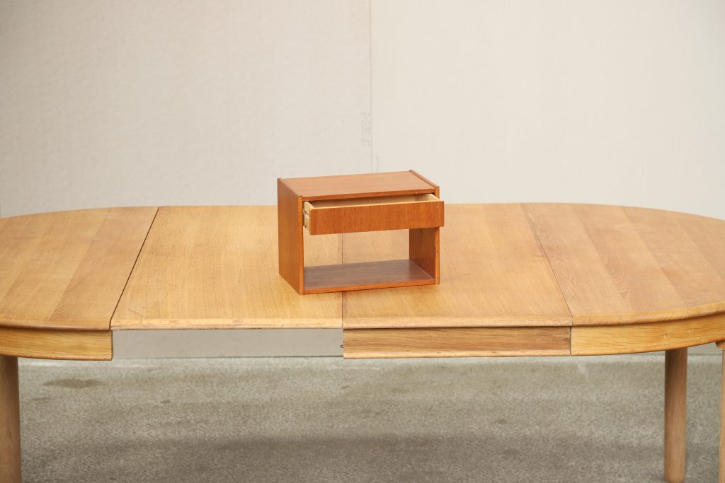 Natbord, teak, væghængt