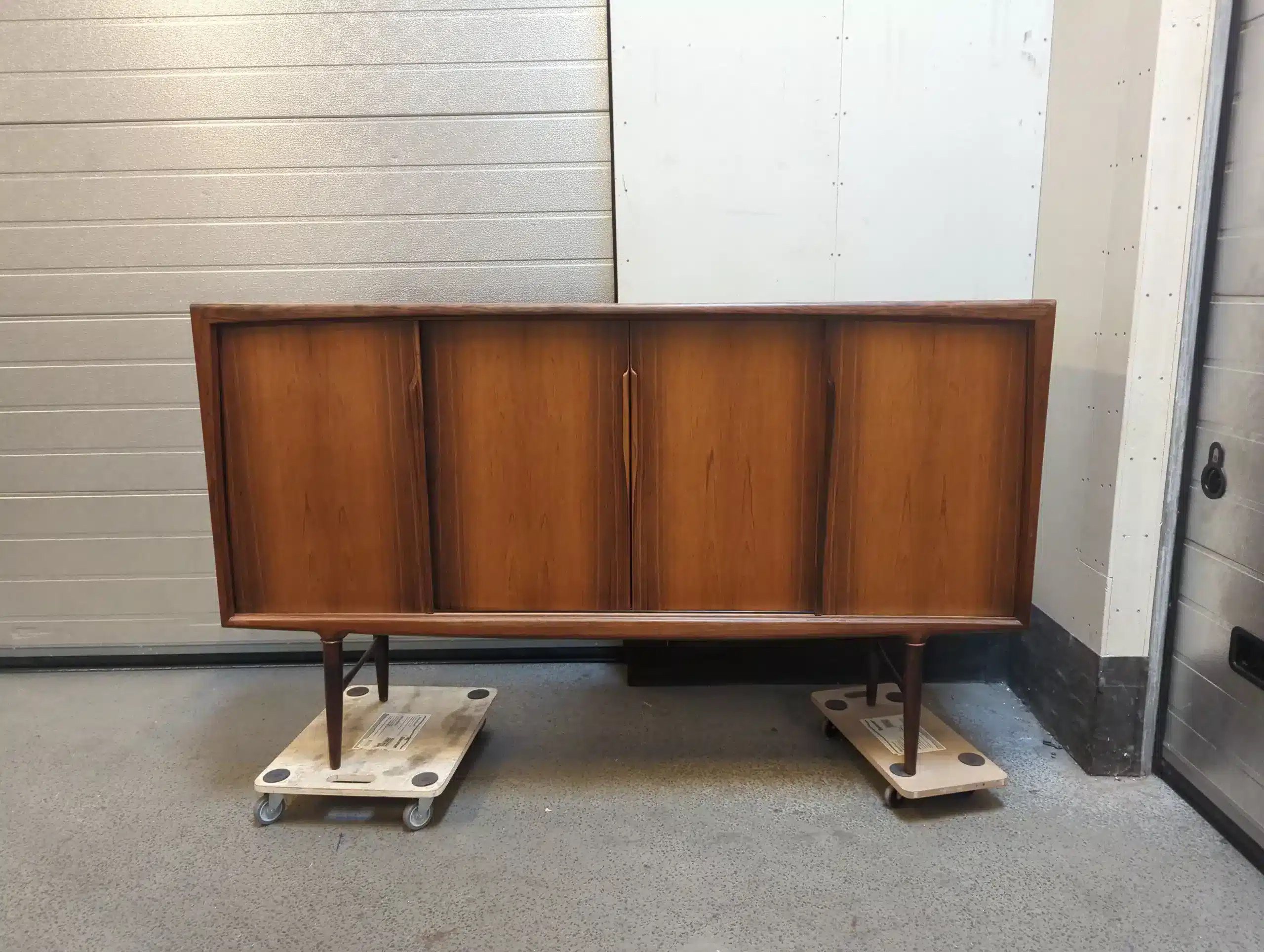 Skænk, b: 200 d: 46 h: 118, palisander Axel Christensen - Image 1