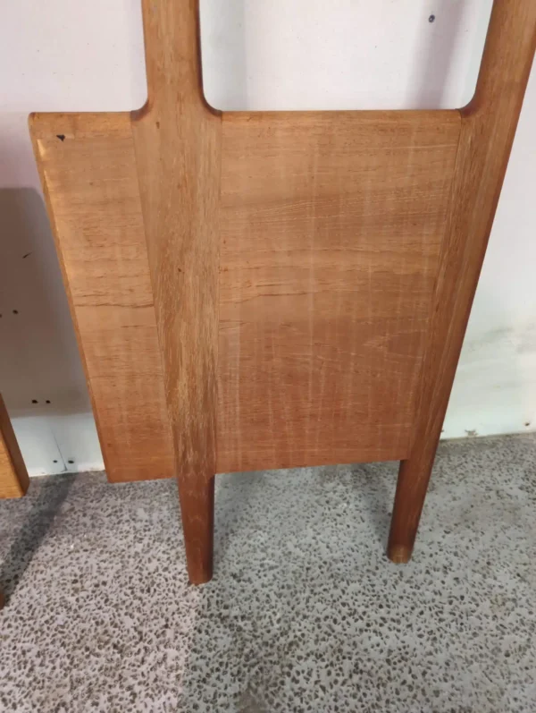 Wegner RY-20, todelt høj skænk, teak