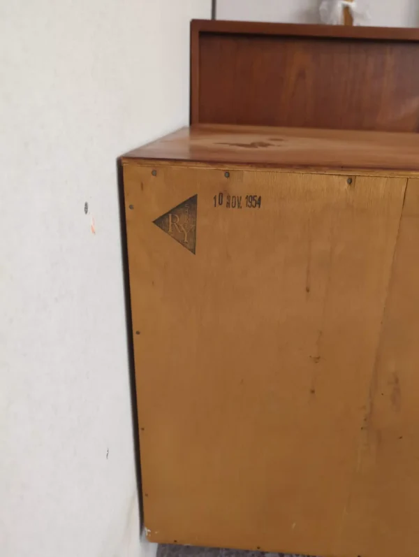 Wegner RY-20, todelt høj skænk, teak