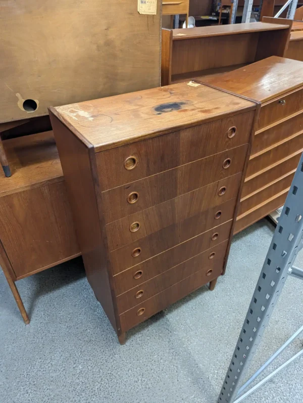 Kommode, teaktræ, b: 66 d: 38 h:111