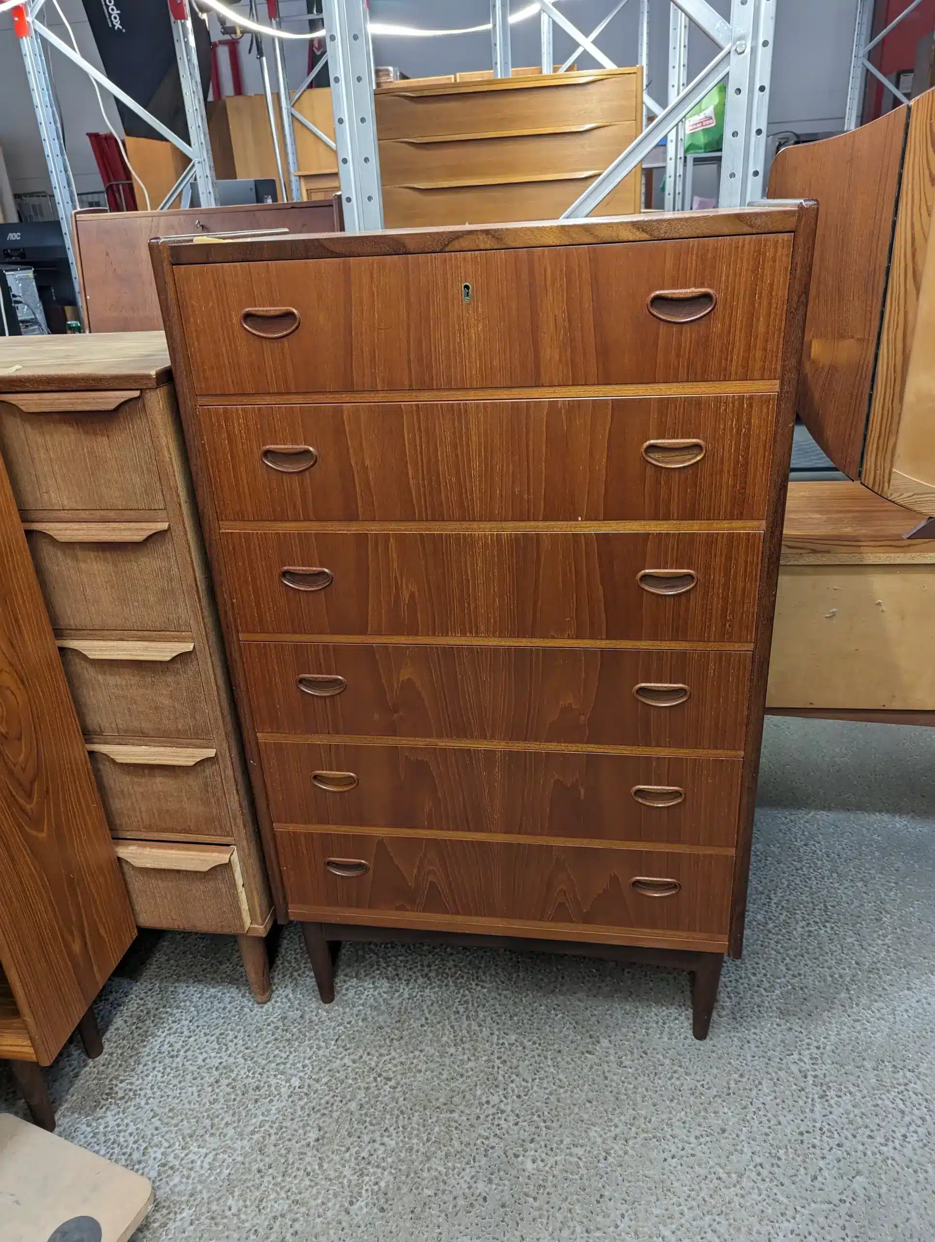 Kommode, teaktræ, b: 78 d: 41 h: 118 - Image 1