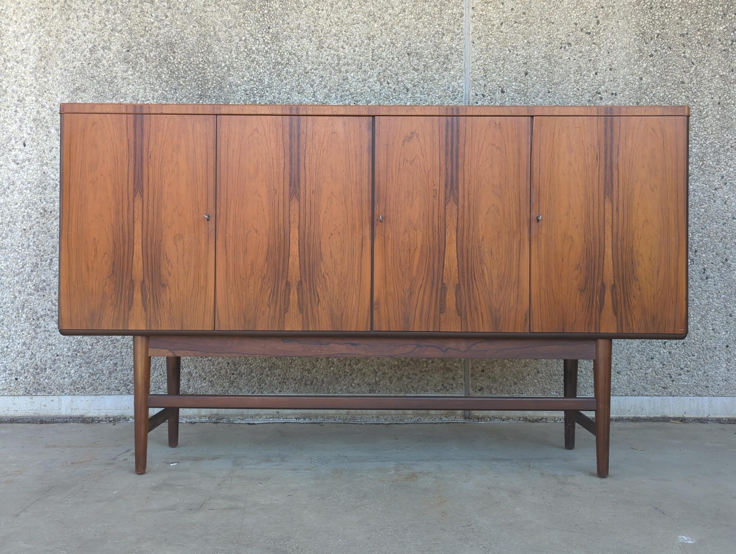 Dækketøjsskab/skænk, palisander - Image 1