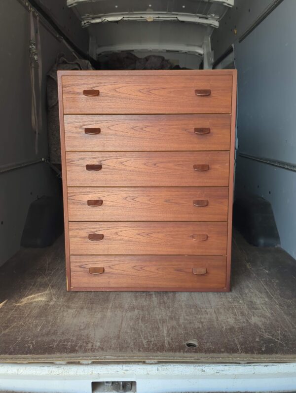 Kommode i teak med seks skuffer, Poul Volther, model F17