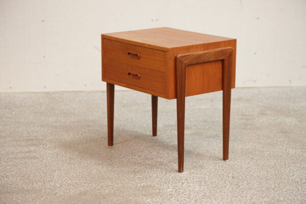 Natbord, Ølholm Møbelfabrik