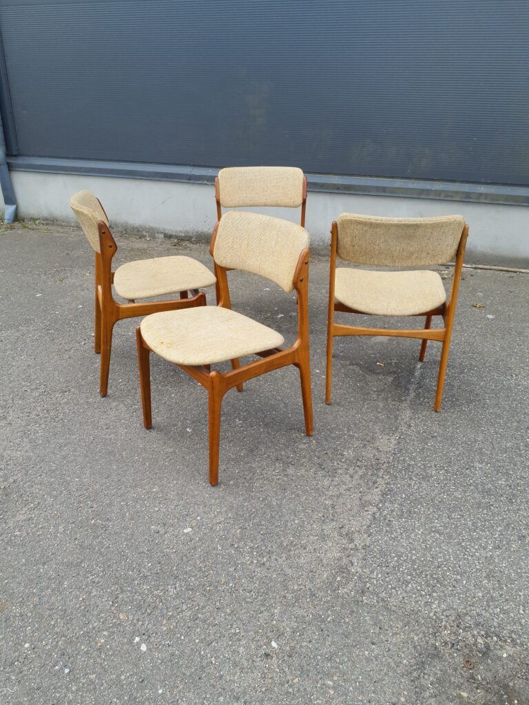 Fire spisestole teak, Erik Buck, model 49