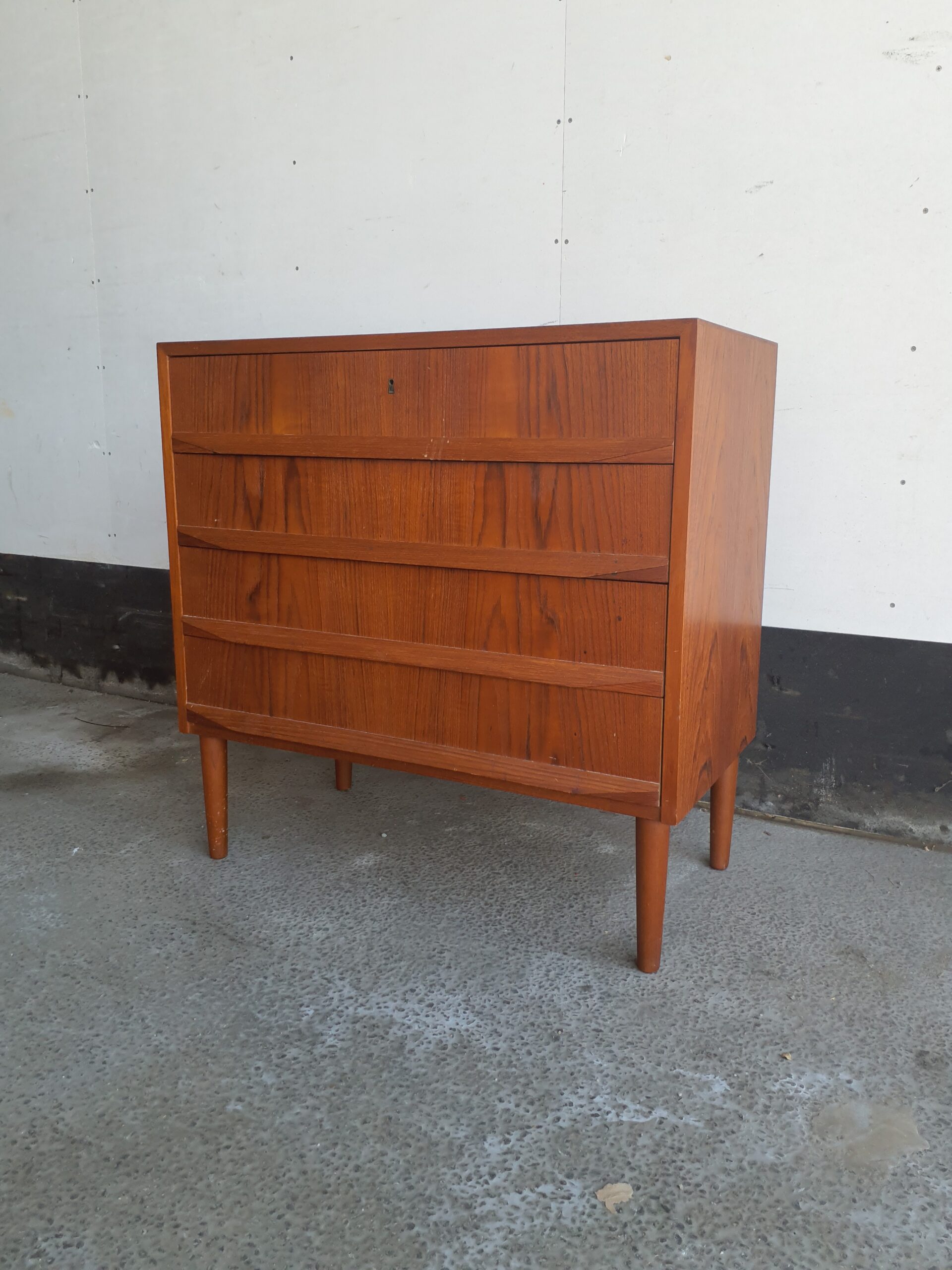 Kommode, bred med fire skuffer, teak - Image 1