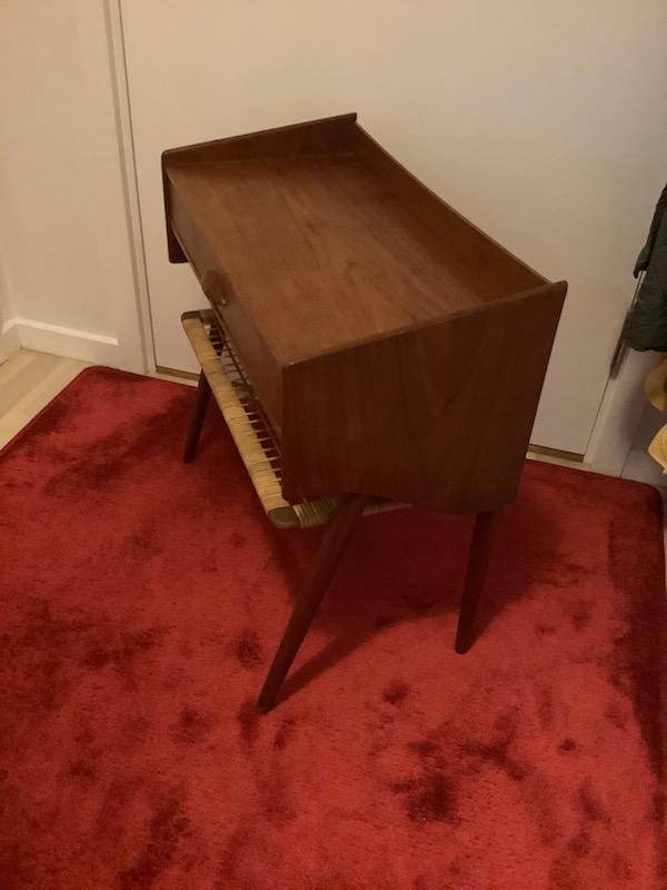 Natbord/sengebord, sjeneflet, teak