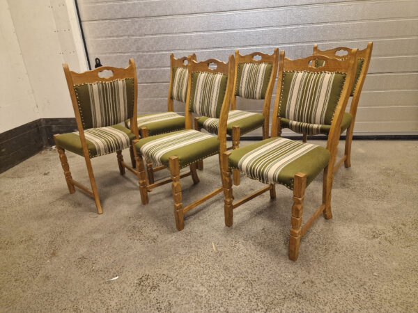 Seks spisestole, massiv syret eg