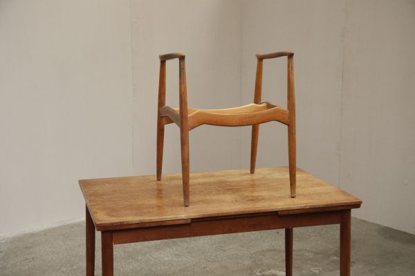 Armstol, Erik Buch Captains Chair, egetræ, til renovering - Image 5