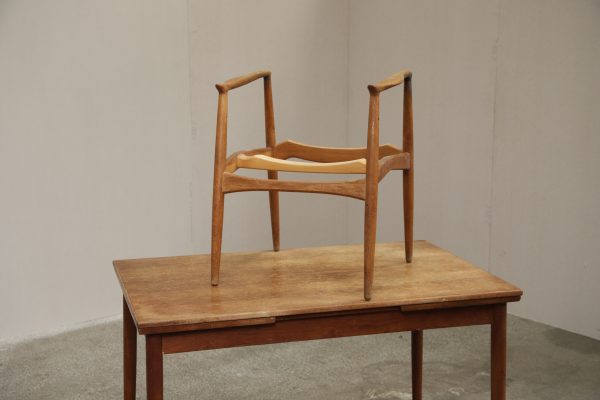 Armstol, Erik Buch Captains Chair, egetræ, til renovering - Image 11