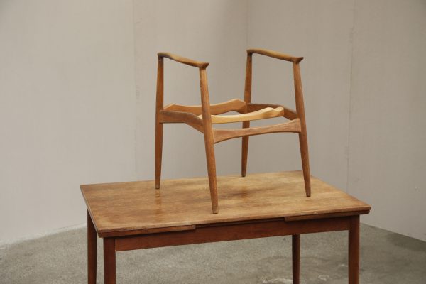Armstol, Erik Buch Captains Chair, egetræ, til renovering - Image 12