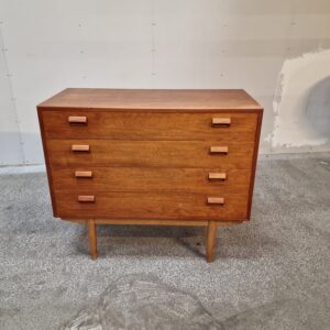 Kommode med fire brede skuffer, teak, Børge Mogensen #2 - Image 3