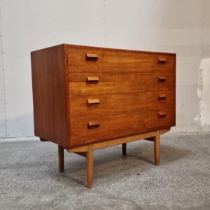 Kommode med fire brede skuffer, teak, Børge Mogensen #2 - Image 10