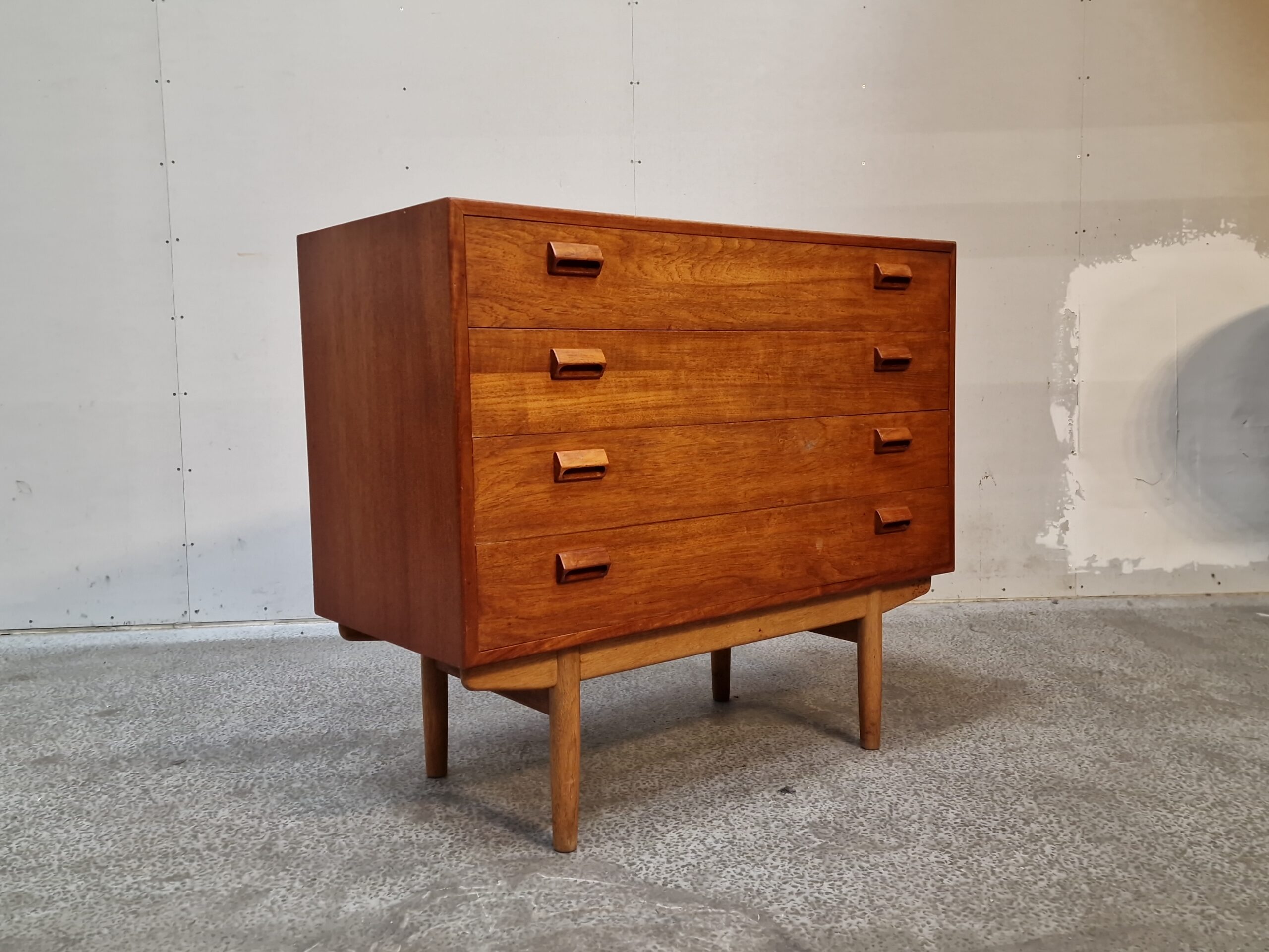 Kommode med fire brede skuffer, teak, Børge Mogensen #2 - Image 10