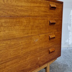 Kommode med fire brede skuffer, teak, Børge Mogensen #2 - Image 11