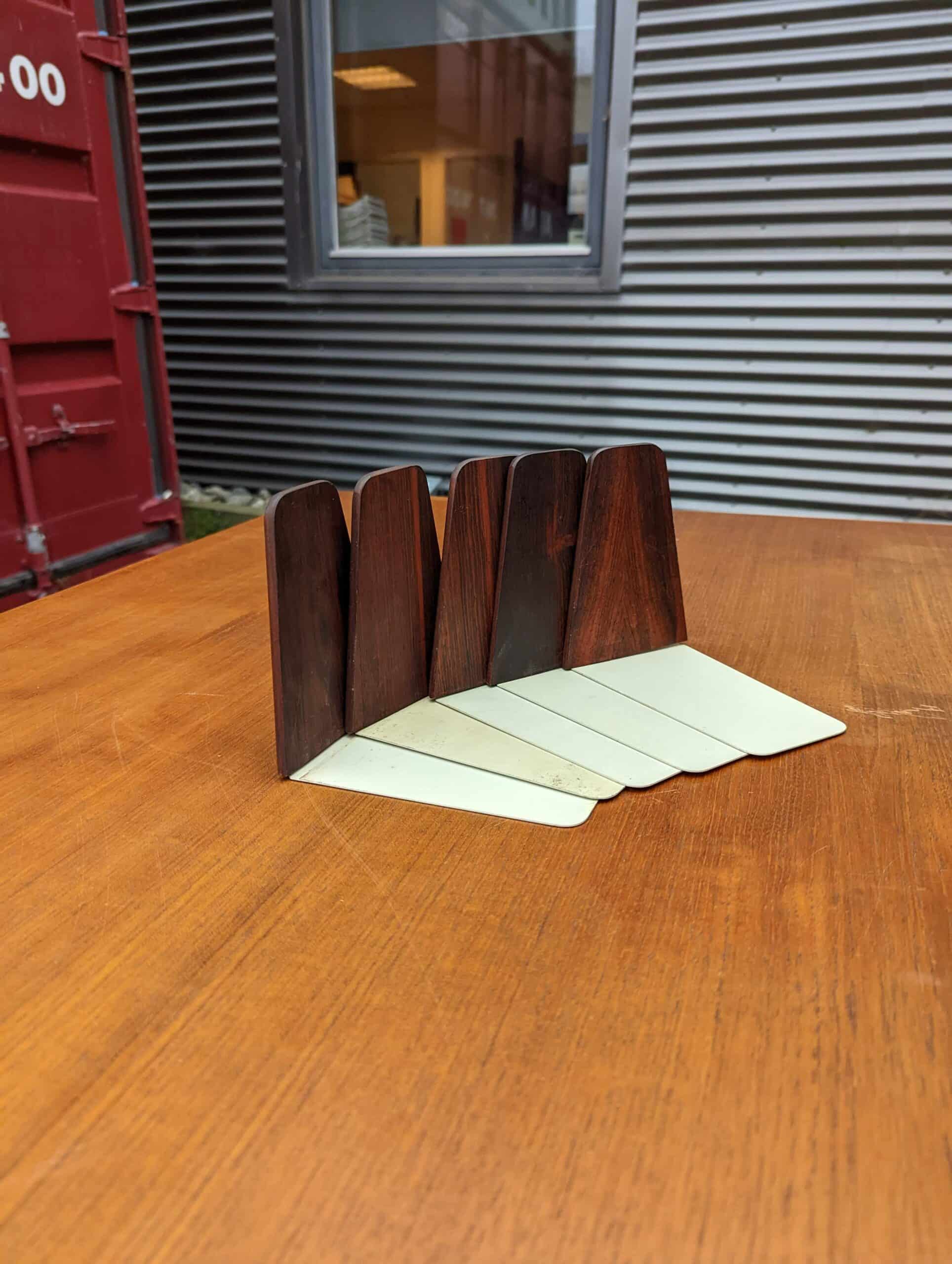 9304 – 2022-11-17 09:11:12