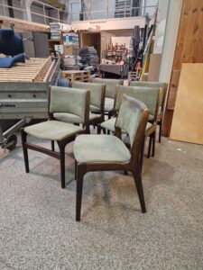 Seks spisestole, bejdset eg, Erik Buch model 89