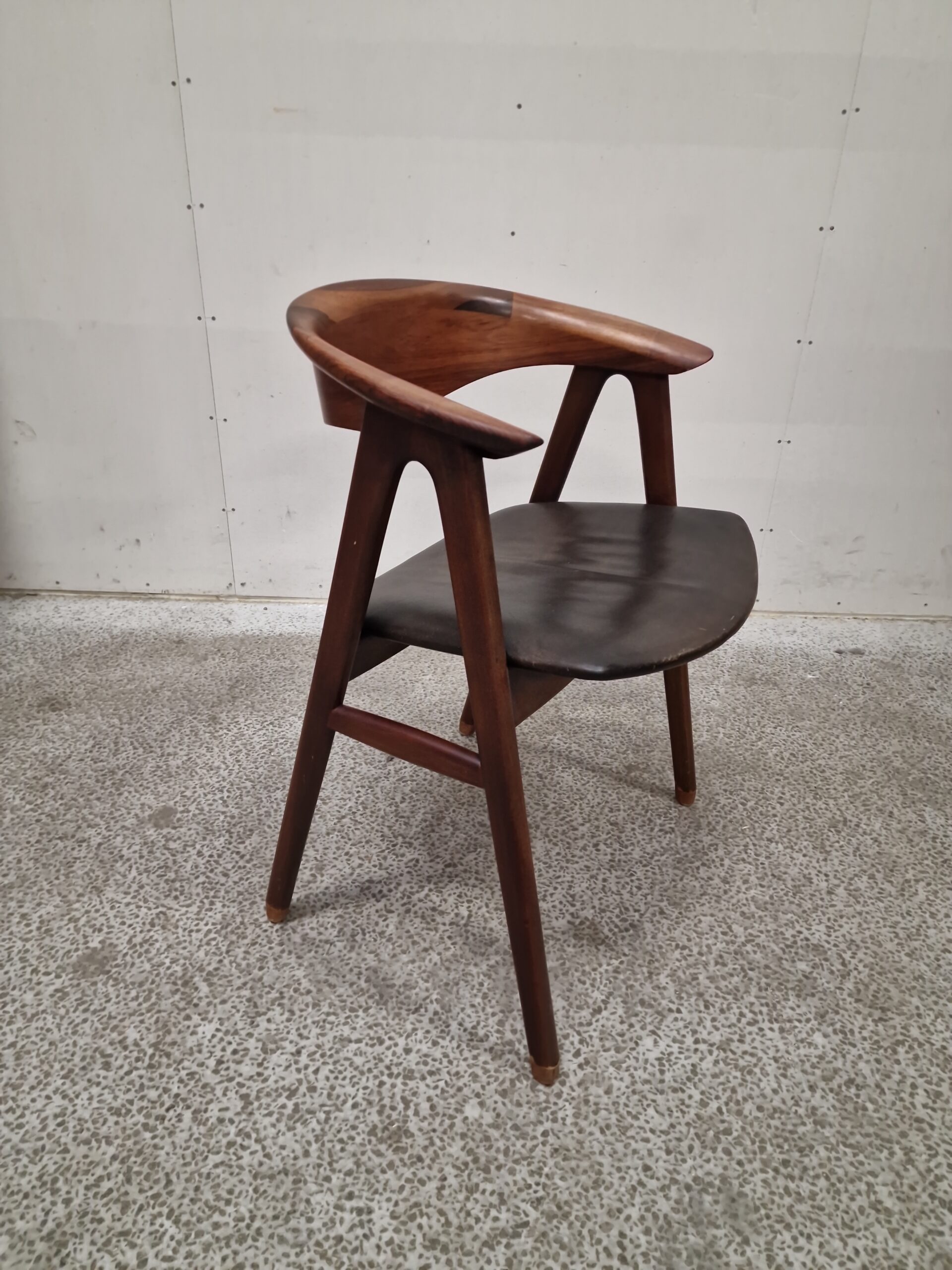 Armstol, palisander, Erik Kirkegaard, Model 52, Høng Stolefabrik - Image 1