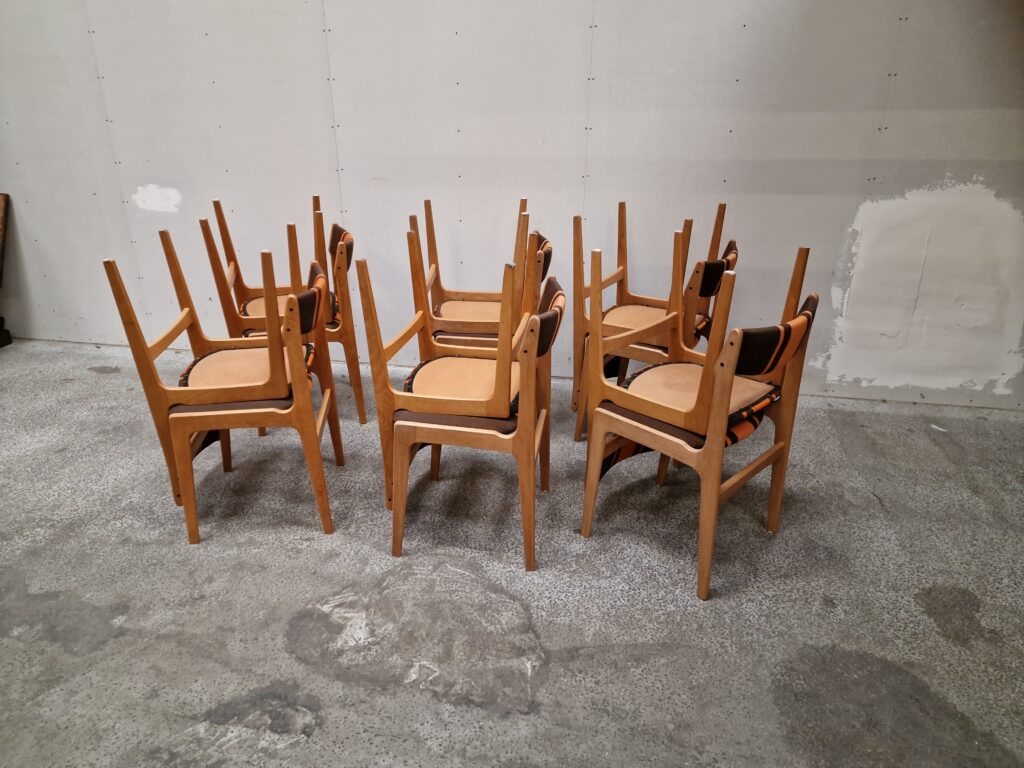 12 stk spisestole, nova