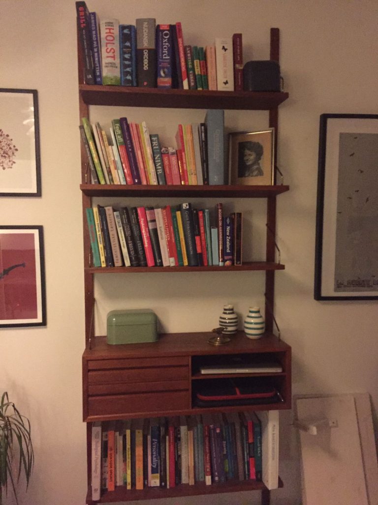 Vangereol, Cadovius, ét fag, teak