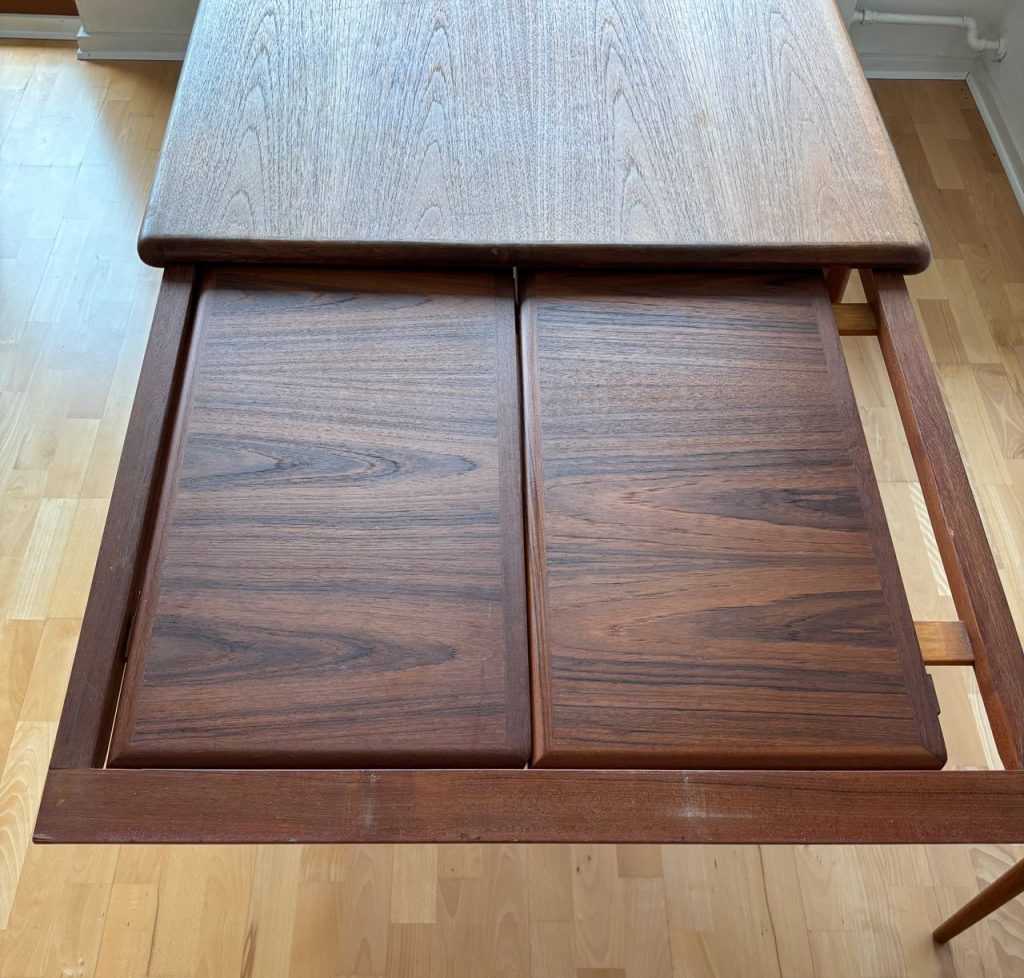 Spisebord med tillægsplader, teak, J.L.Møller
