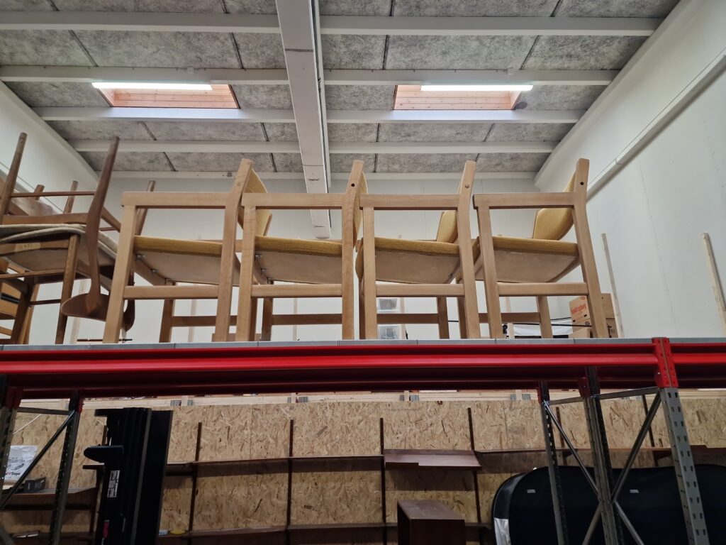 Fire armstole i massiv egetræ, Wegner, Getama