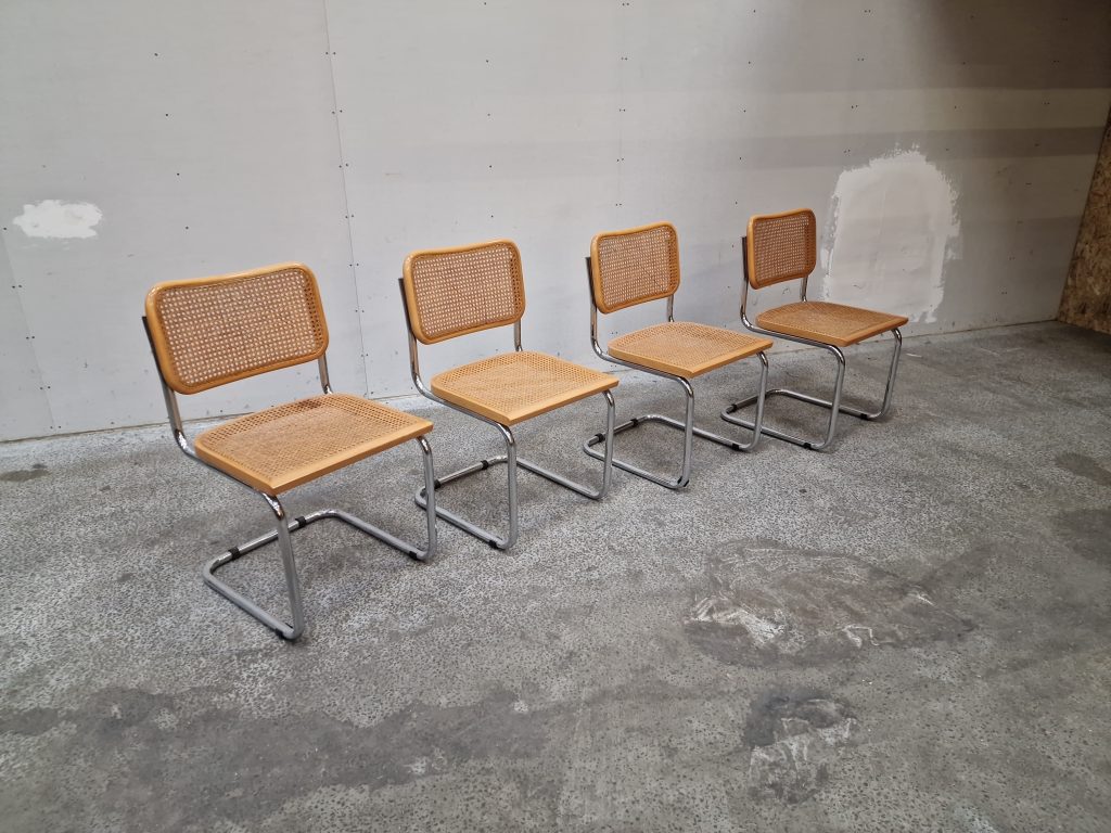 Frisvingerstole, fire stk