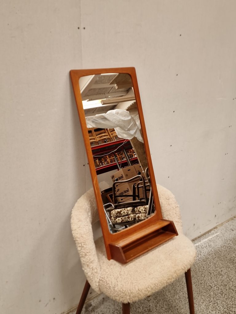 Spejl med hylde, teak