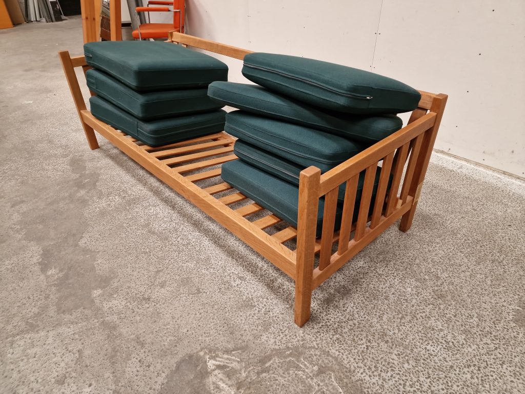 Børge Mogensen trepersoners sofa i massiv egetræ
