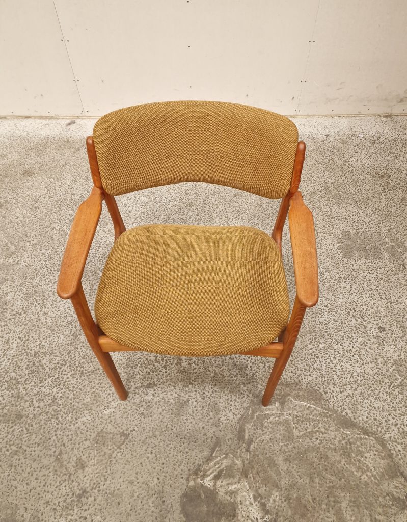 Armstol, Erik Buch model OD-50, teak