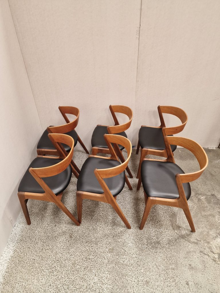 Seks spisestole i teak med buet rygstykke, Kai Kristiansen Firechair/T21, Korup stolefabrik