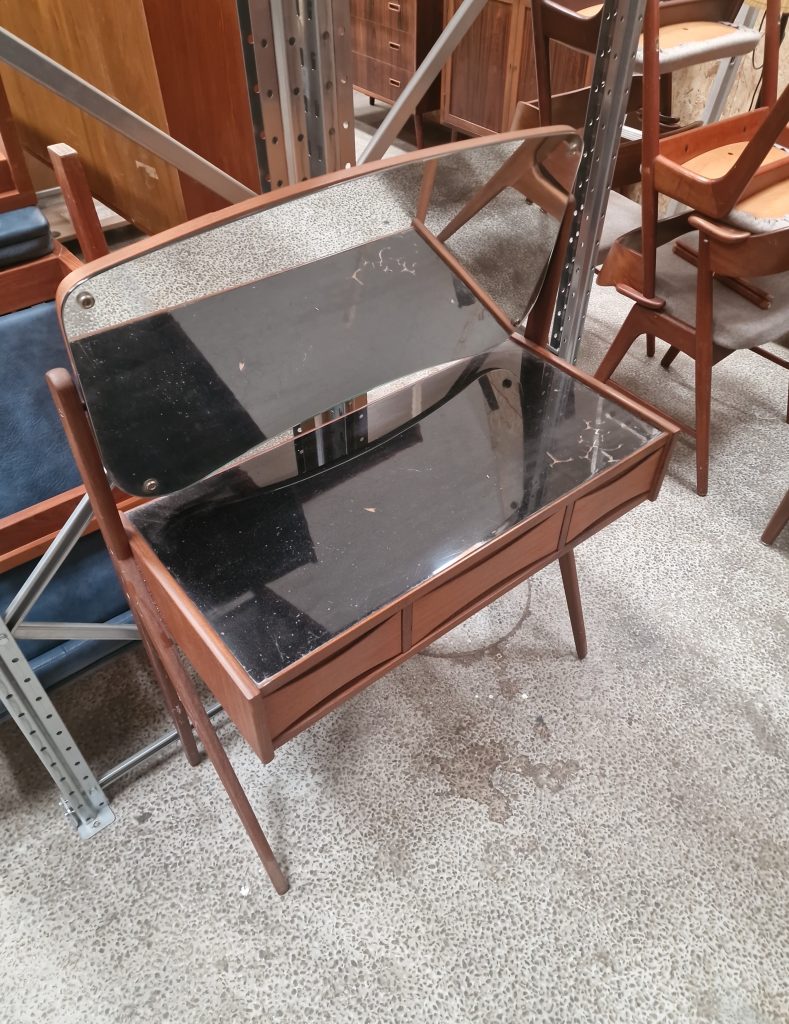 Sminkebord, teak, “Arne Vodder”