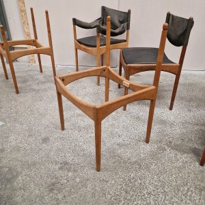 Fire spisestole, egetræ, Kristian Vedel model Modus - Image 6