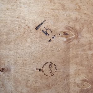 To spisestole i mørkbejdset træ, Johannes Andersen for Uldum Møbelfabrik - Image 2