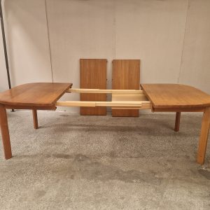 Spisebord, ovalt, med to tillægsplader, teak, Skovmand & Andersen