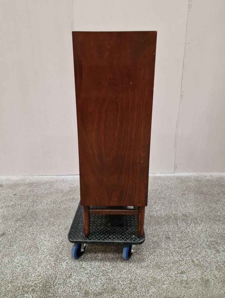 Kommode, seks skuffer, på stel, egetræ